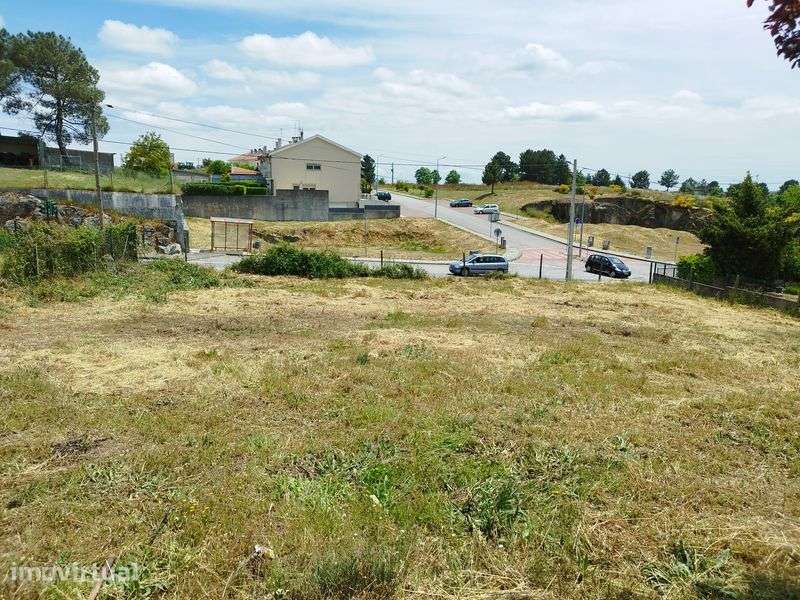 Terreno com projeto aprovado - Grande imagem: 2/4