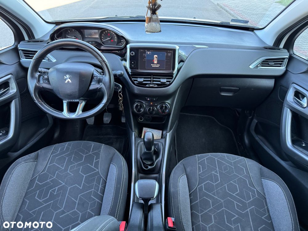 Peugeot 2008 Blue-HDi FAP 100 STOP & START Style - 22