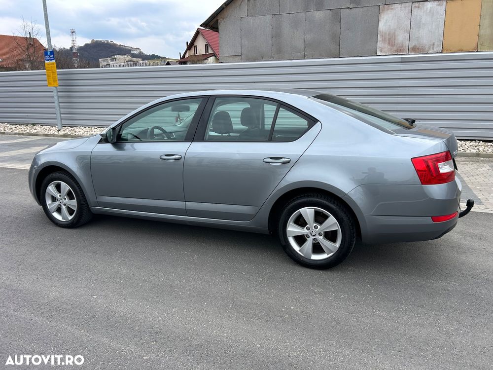 Skoda Octavia 1.2 TSI IMPULS EDITION - 9
