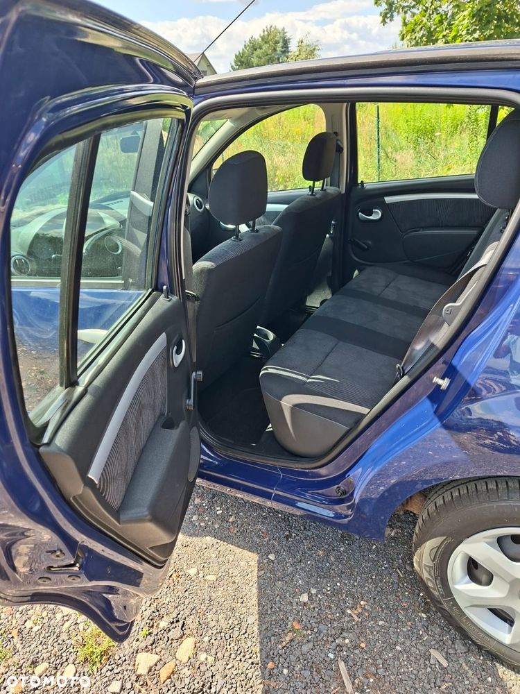 Dacia Sandero - 10