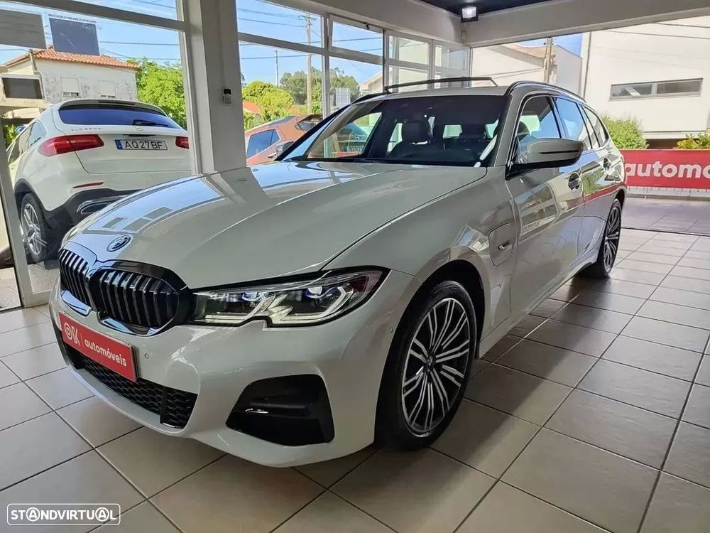 BMW 330 e Pack Desportivo M Auto - 6