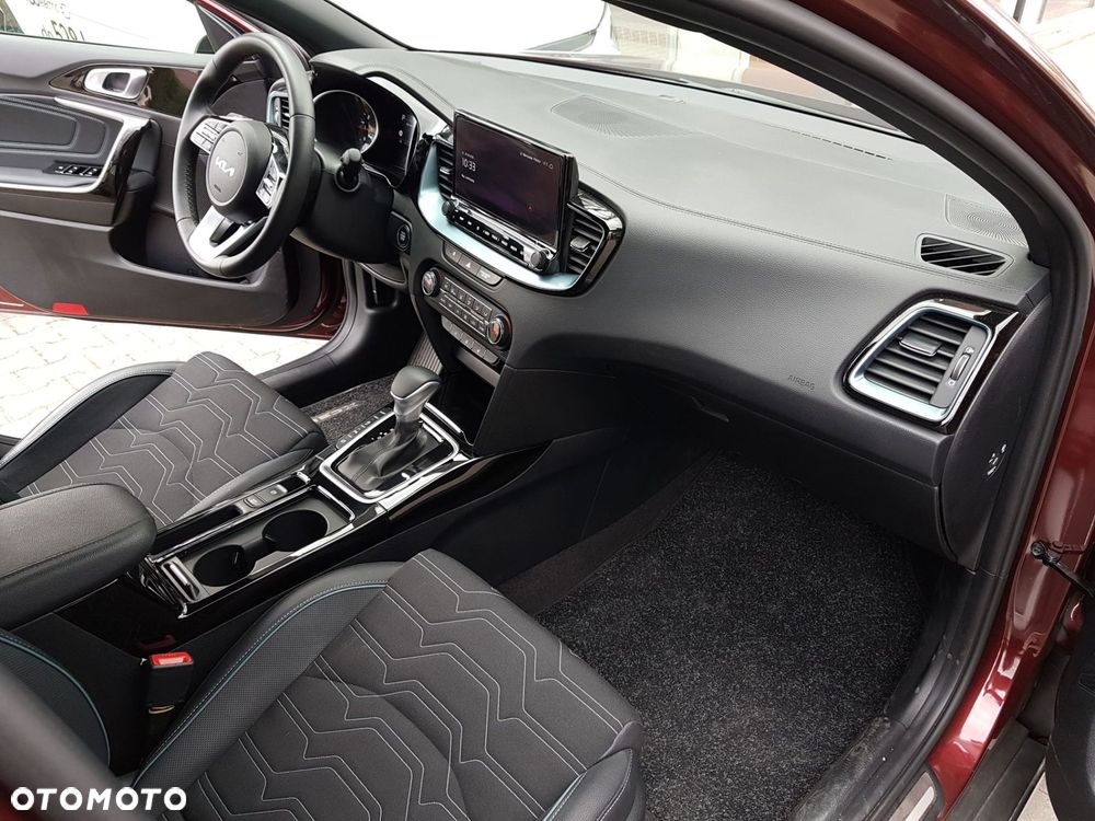 Kia XCeed 1.6 T-GDI Tribute DCT - 25