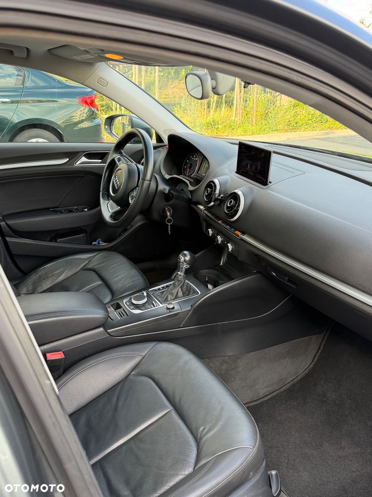 Audi A3 Limousine 1.8 TFSI S tronic Ambiente - 11