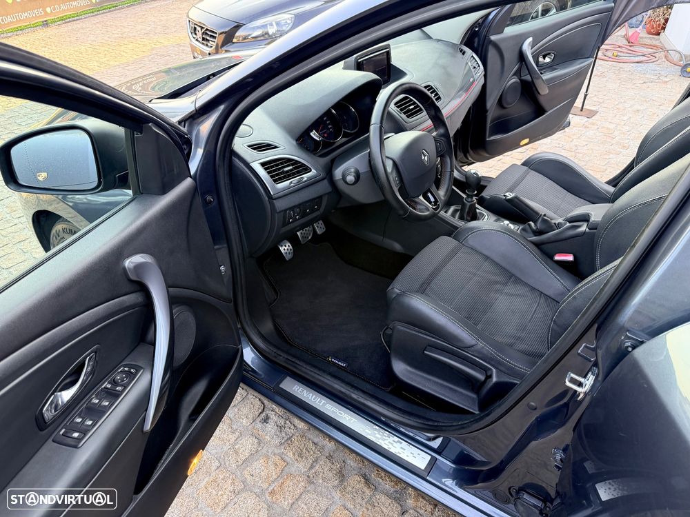 Renault Mégane BLUE dCi 115 GT LINE - 41