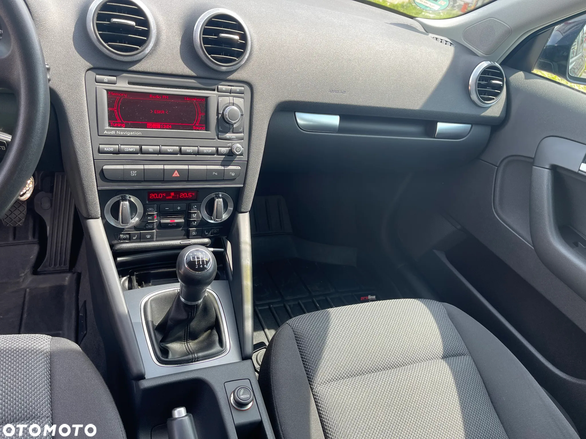 Audi A3 1.8 TFSI Sportback Ambiente - 9