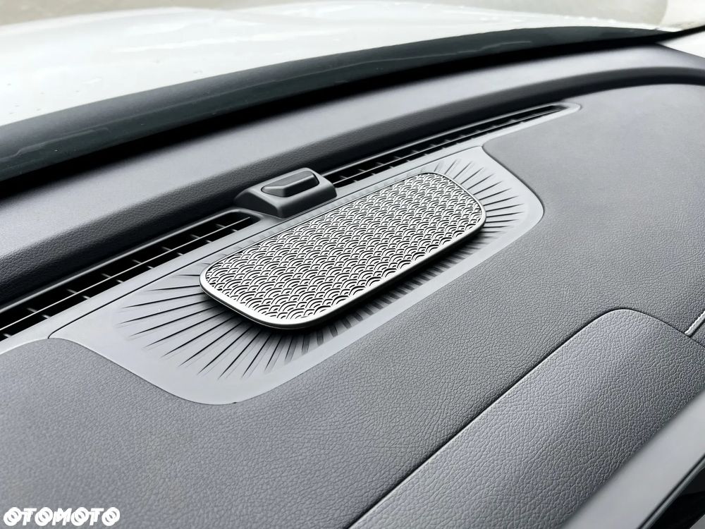 Omoda E5 - 24