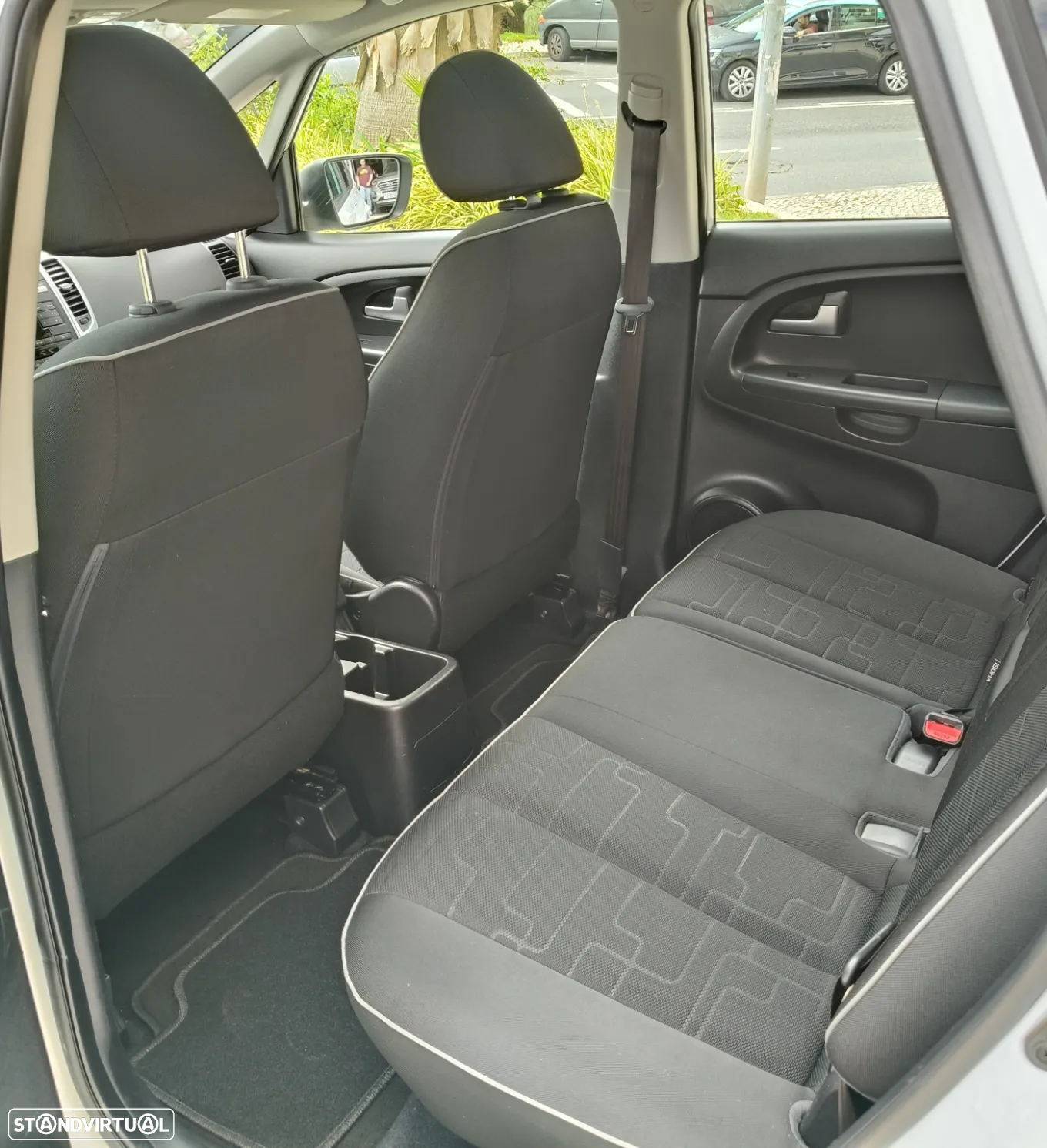 Kia Venga 1.4 CRDi EX ISG - 20