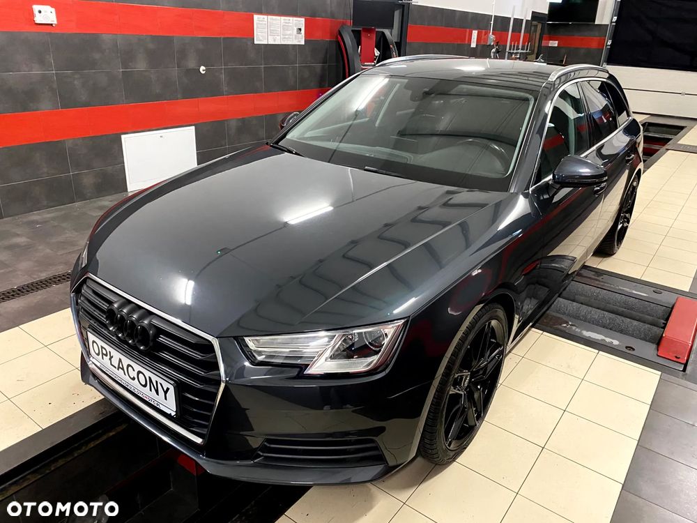 Audi A4 Avant 2.0 TDI Design - 2