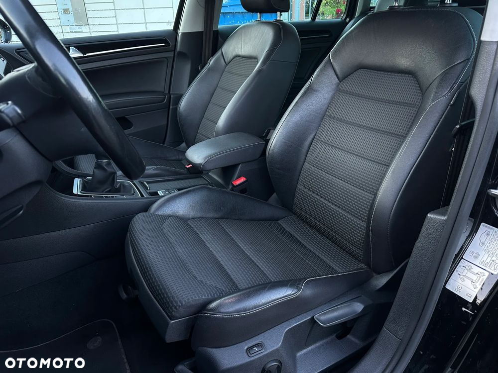 Volkswagen Golf VII 1.4 TSI BMT Highline - 18