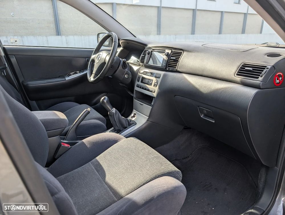Toyota Corolla 1.4 Sol - 7