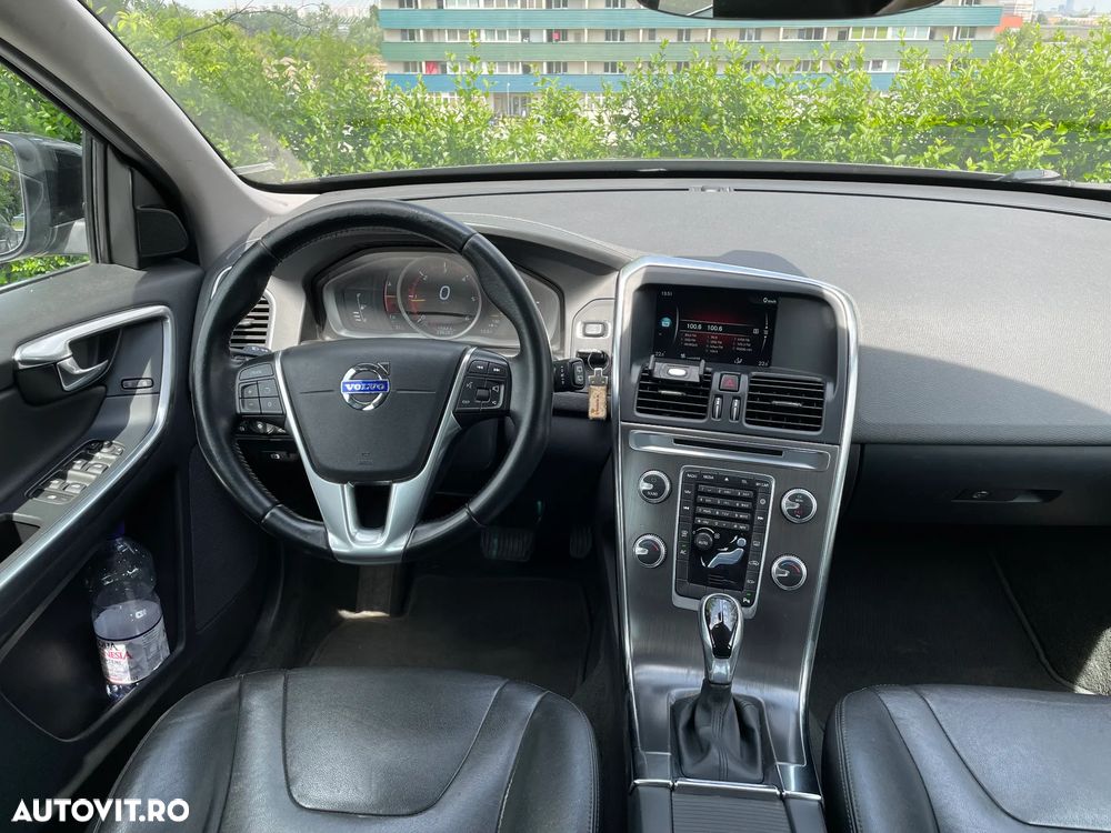 Volvo V60 D3 Geartronic Momentum - 6