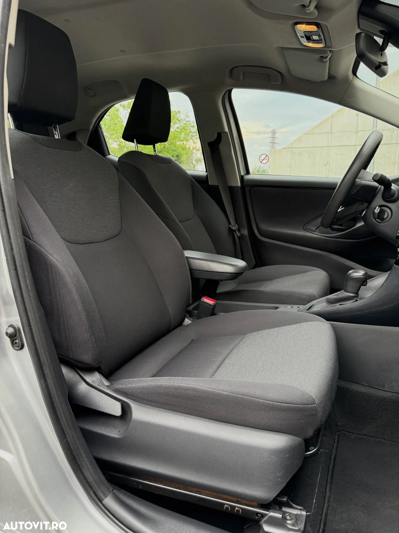 Toyota Yaris 1.5 VVT-i HSD Dynamic - 13