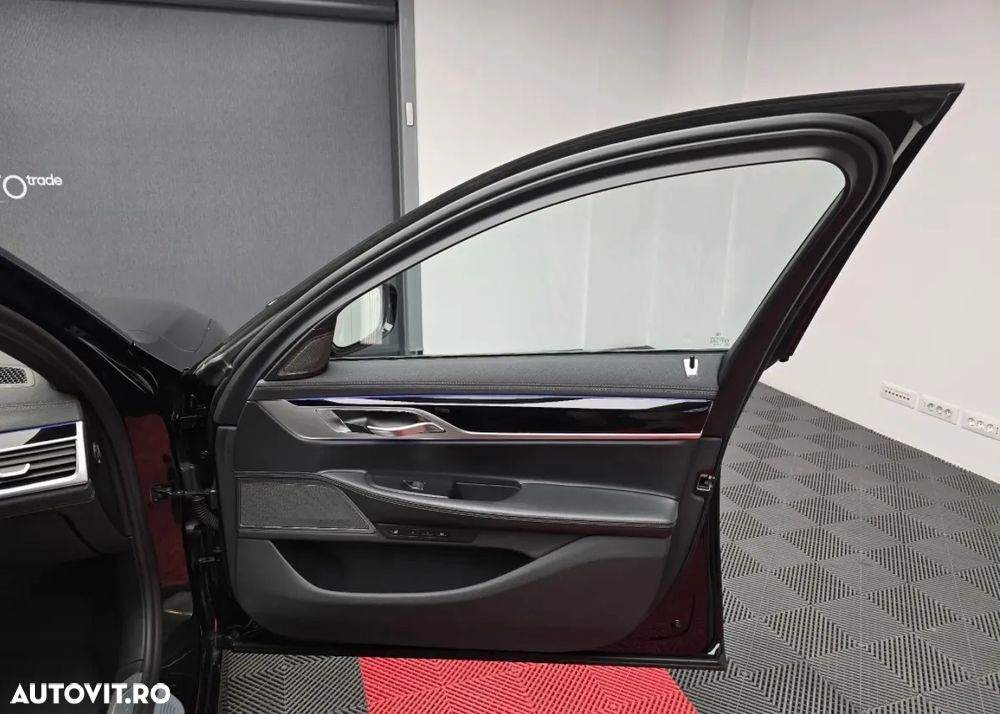 BMW Seria 7 730d xDrive - 16