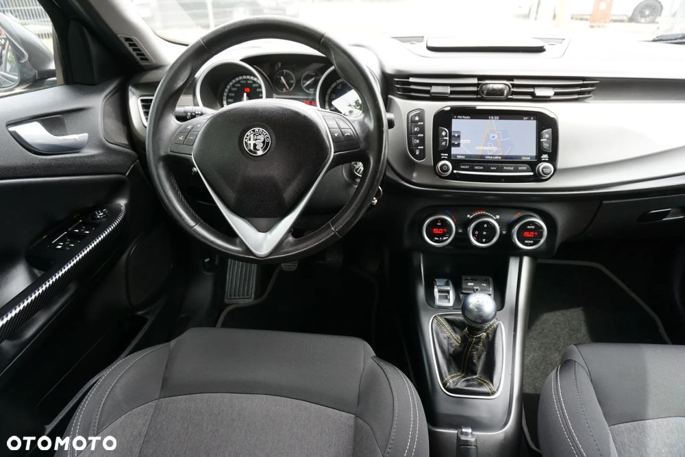 Alfa Romeo Giulietta 1.4 TB 16V Impression - 14