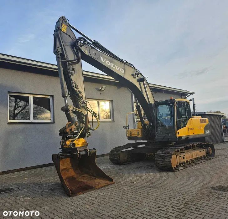Volvo EC240 CL - 6