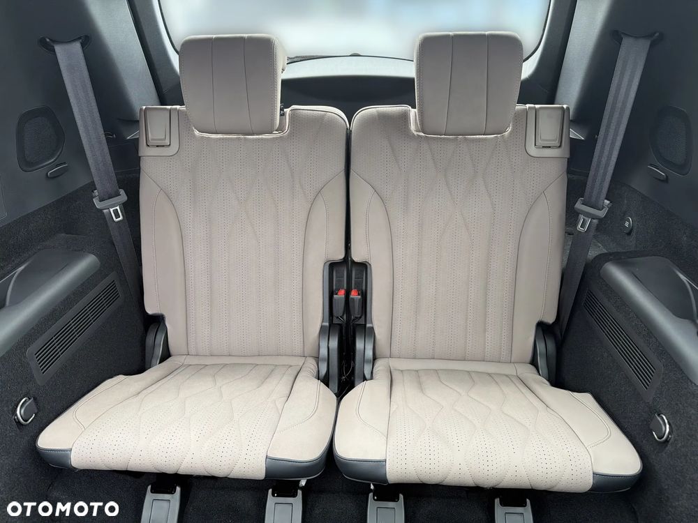 Chery Tiggo 8 1.5 T-GDI Super Hybrid Prestige DCT - 33