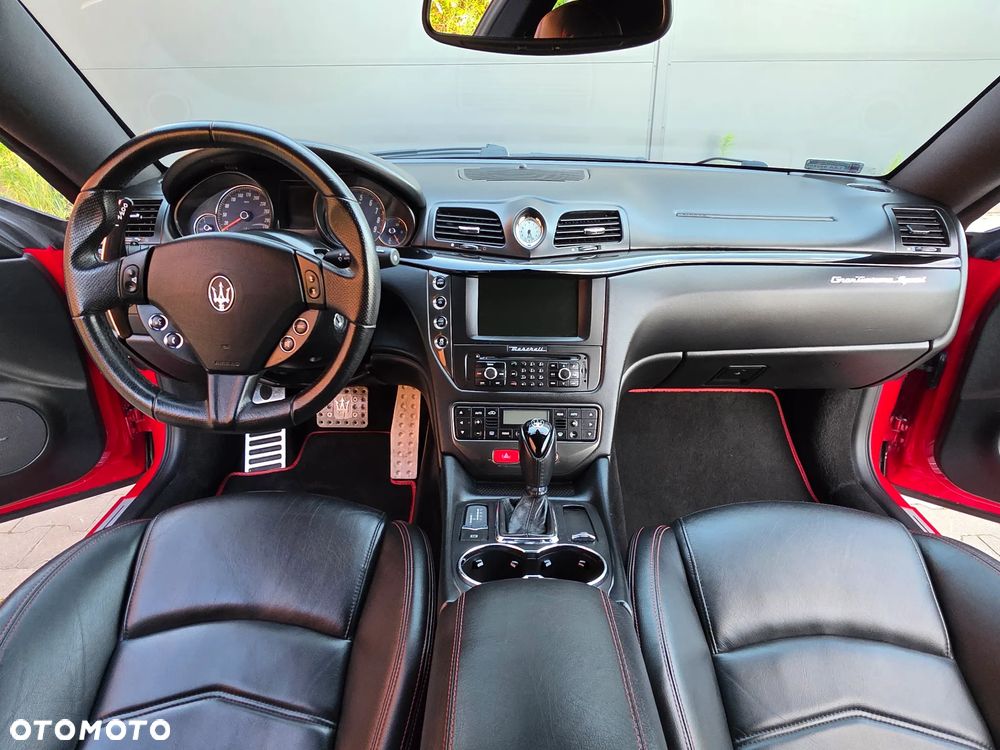 Maserati GranTurismo S Automat - 8