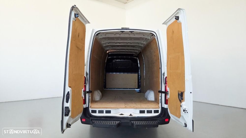 Renault Master 2.3 BlueDCI L4H2 - 18