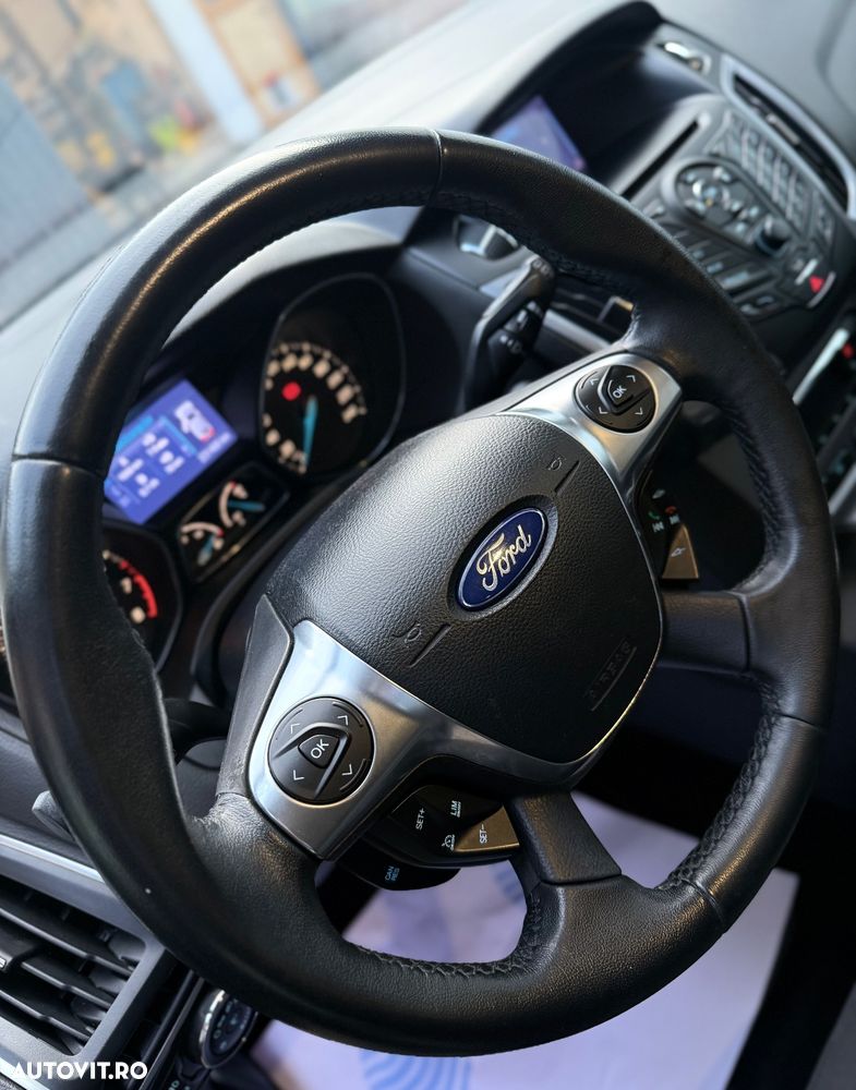 Ford Focus 1.6 EcoBoost Start Stop Titanium - 8