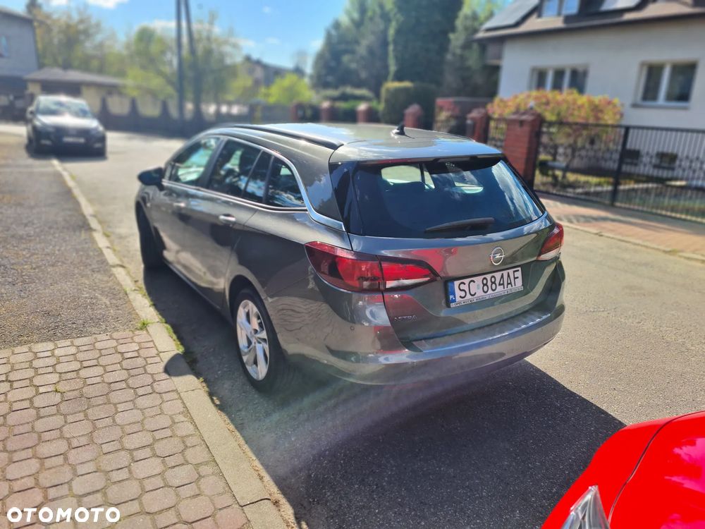 Opel Astra 1.4 T Dynamic - 4