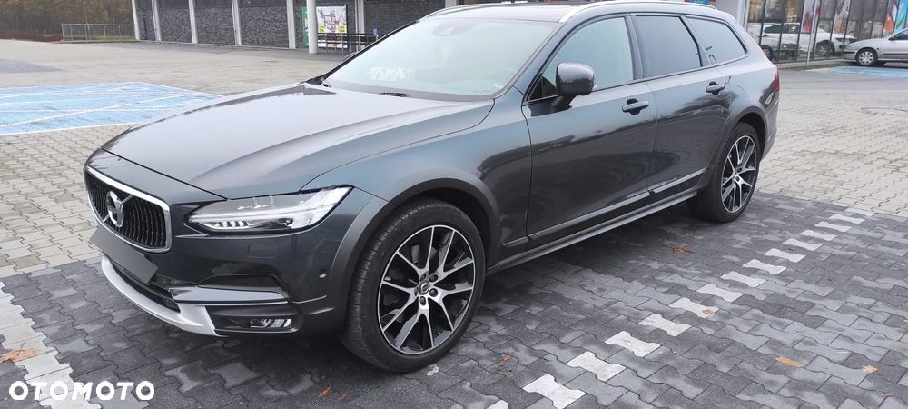 Volvo V90 Cross Country D5 AWD Geartronic Pro - 1