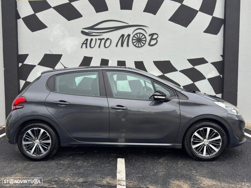 Peugeot 208 PureTech 82 Start & Stop Allure - 4