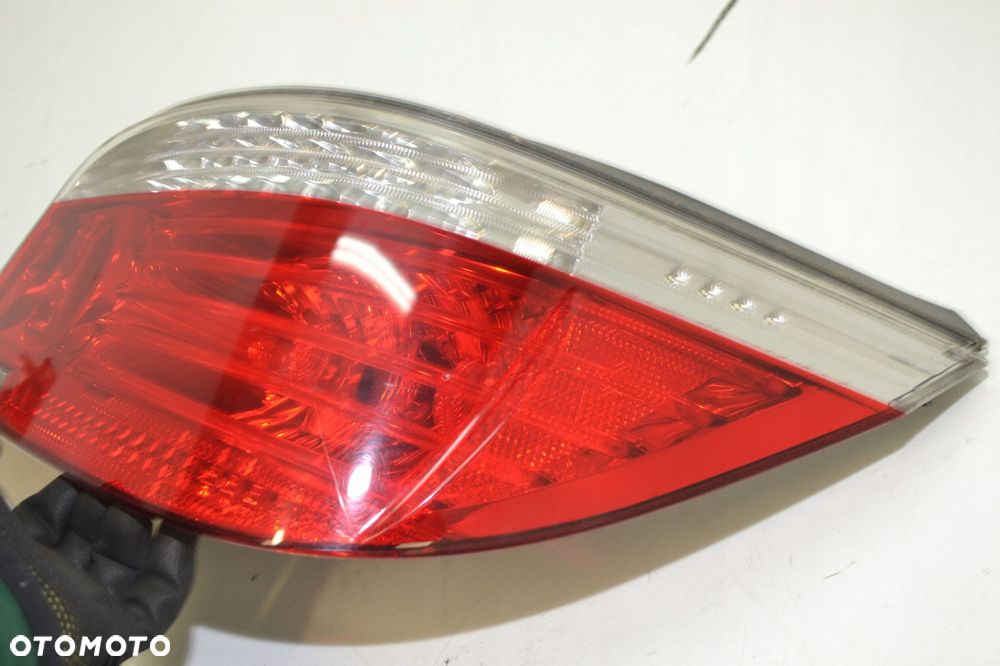 BMW E60 LIFT LCI LAMPA PRAWA TYLNA PRAWY TYŁ HELLA ORYGINAŁ LED - 4