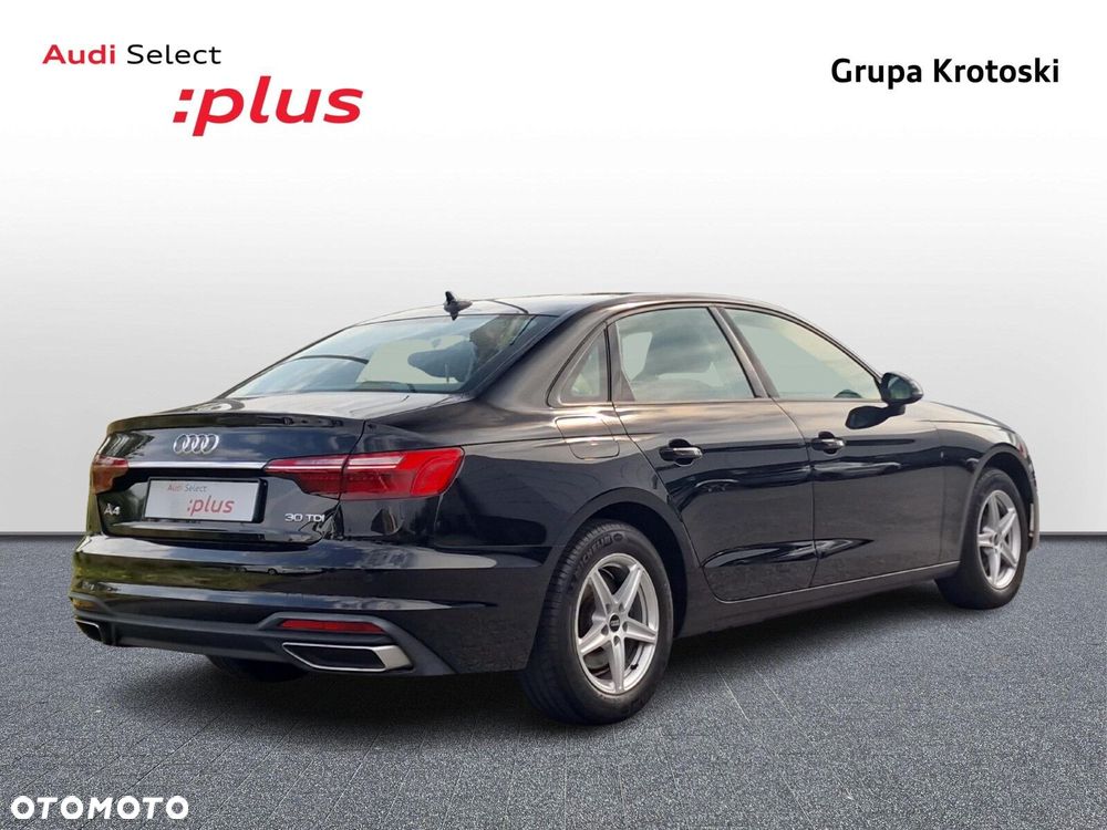 Audi A4 Limousine - 5