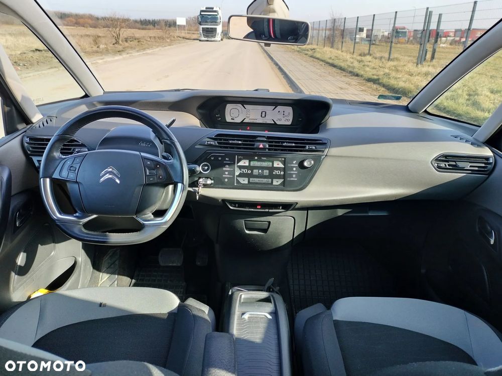 Citroën C4 Picasso - 13