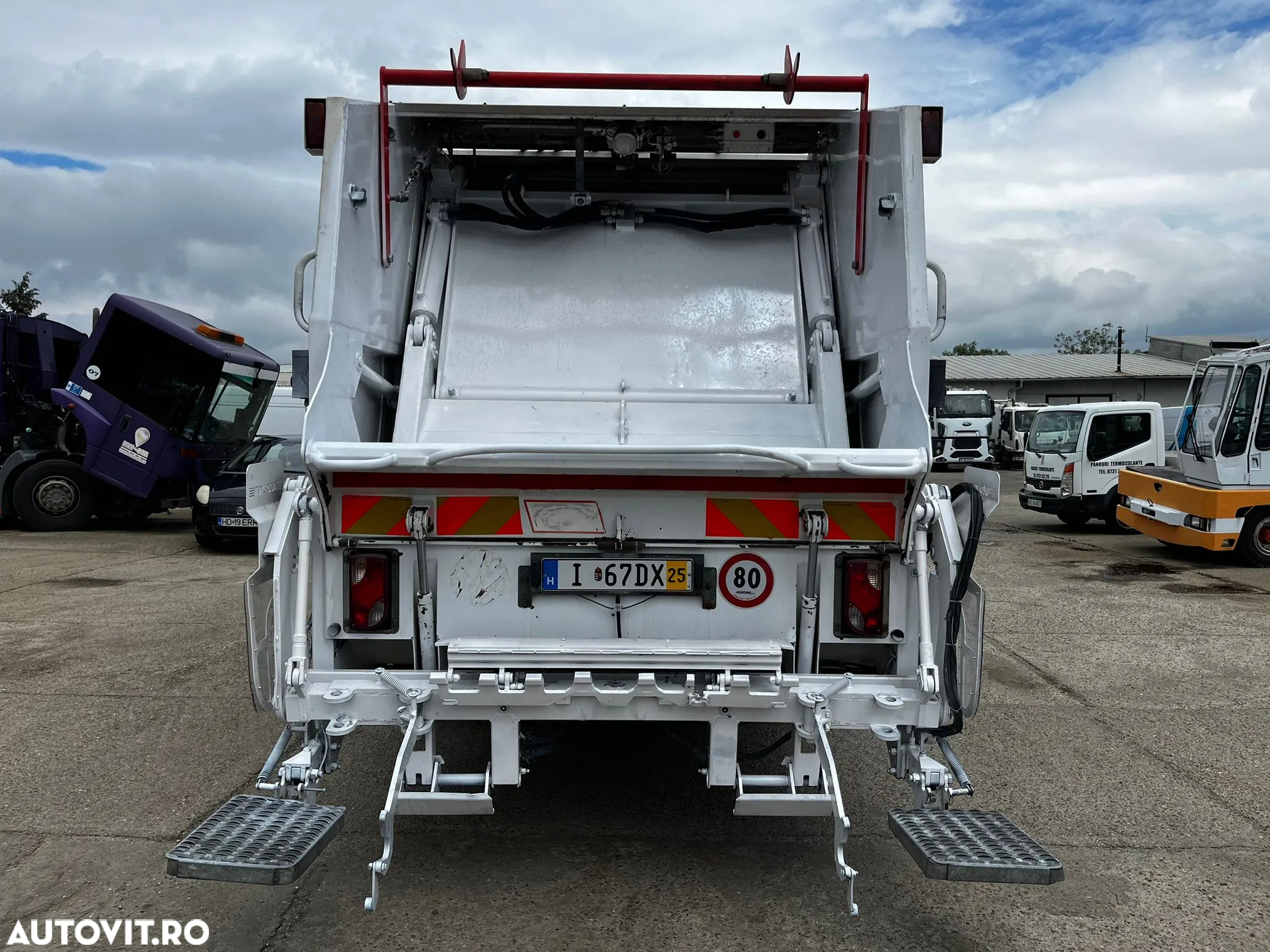 Mercedes-Benz Econic - 6
