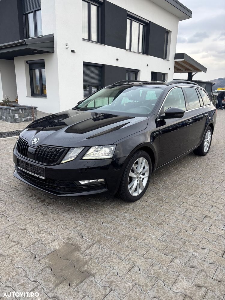 Skoda Octavia 2.0 TDI STYLE DSG - 3