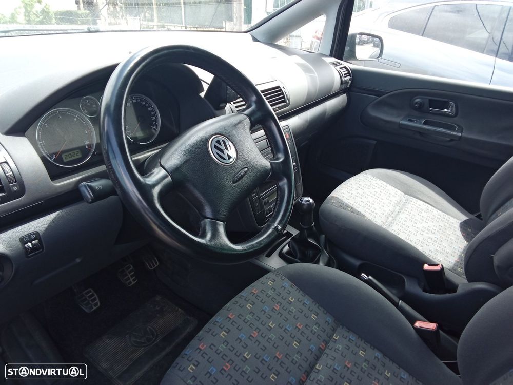 VW Sharan 1.9 TDi Highline - 30
