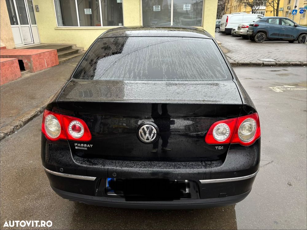 Volkswagen Passat - 3