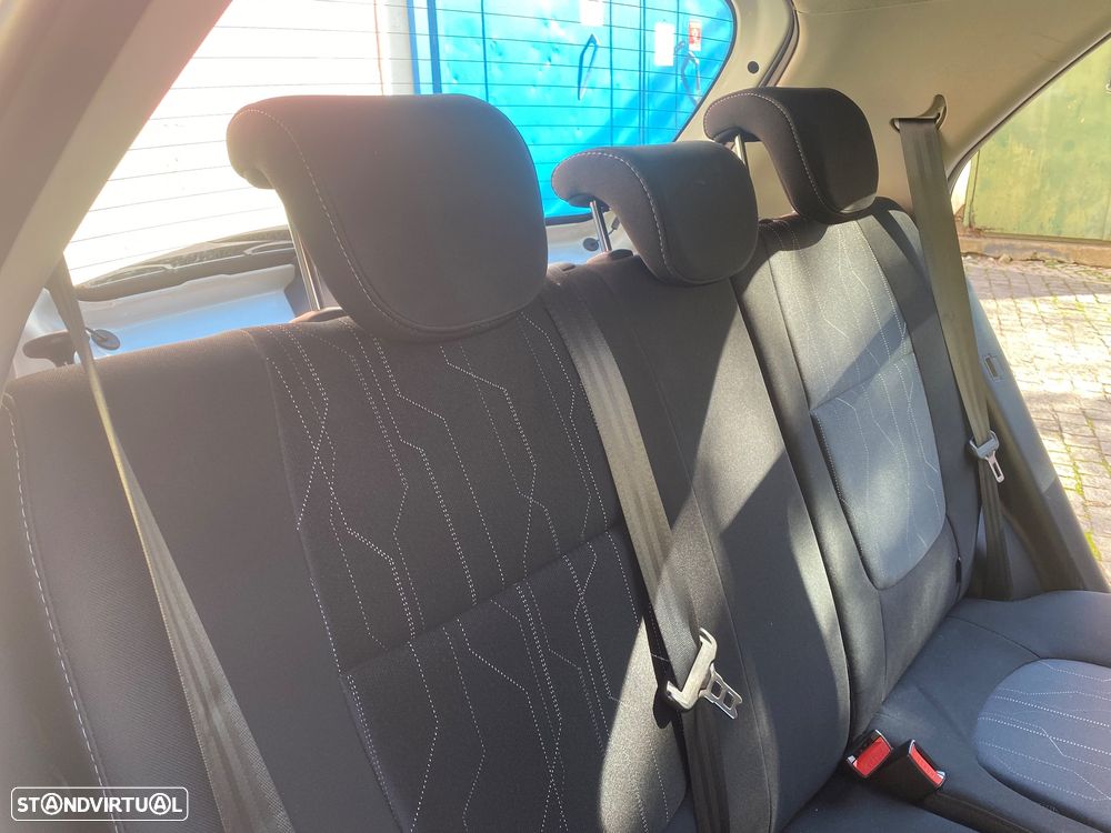 Kia Picanto 1.0 CVVT EX - 21