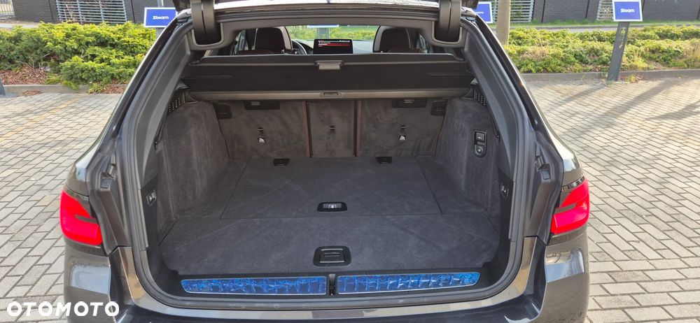 BMW Seria 5 530i xDrive mHEV M Sport sport - 22