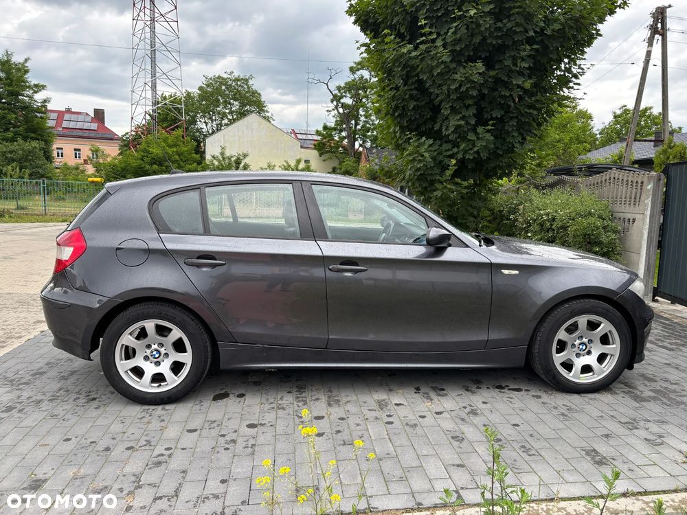BMW Seria 1 116i - 4