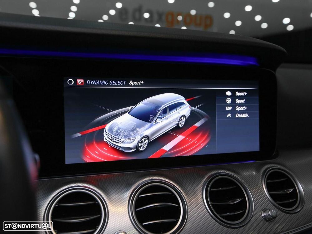 Mercedes-Benz E 300 de AMG Line - 23