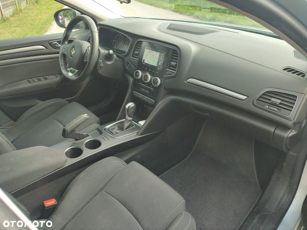 Renault Megane 1.3 TCe FAP Limited EDC - 19