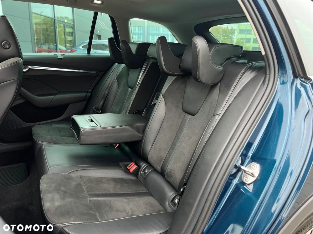 Skoda Octavia 2.0 TDI 4x4 Scout DSG - 32