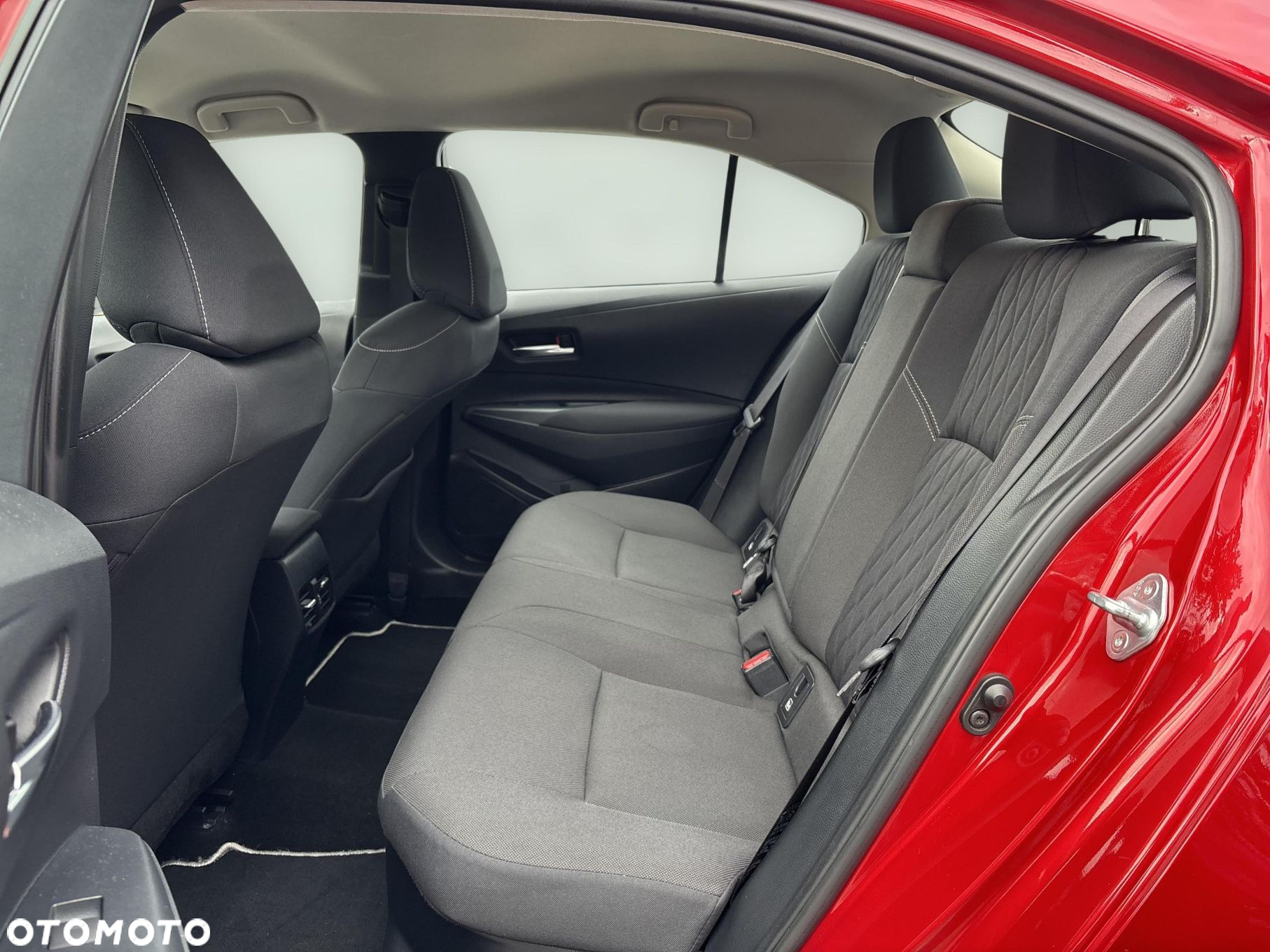 Toyota Corolla 1.8 Hybrid Comfort - 15