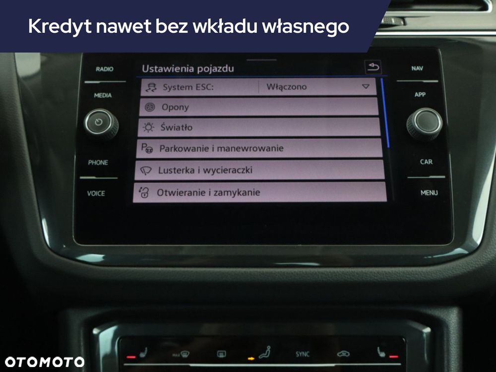 Volkswagen Tiguan - 23