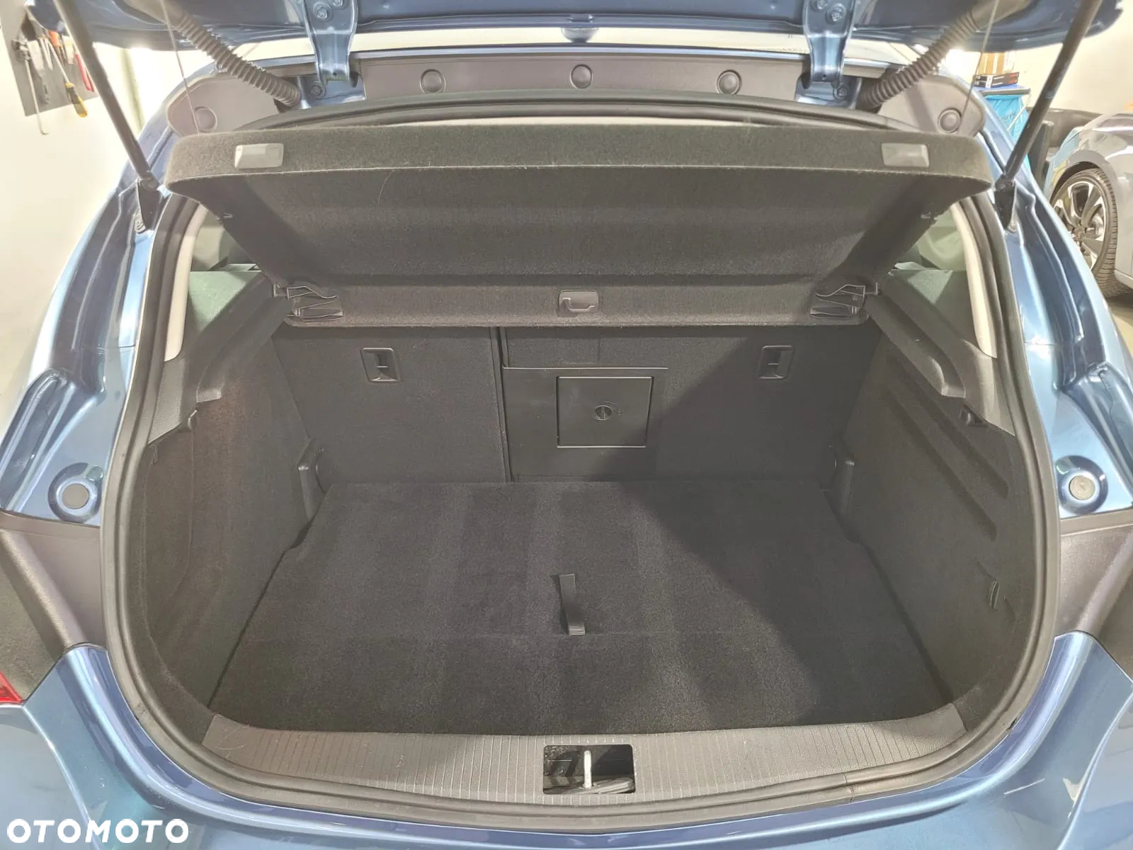Opel Astra IV 1.4 T Cosmo S&S - 22