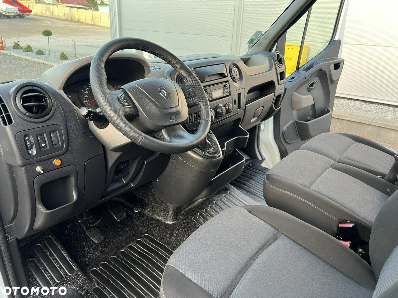 Renault Master - 11
