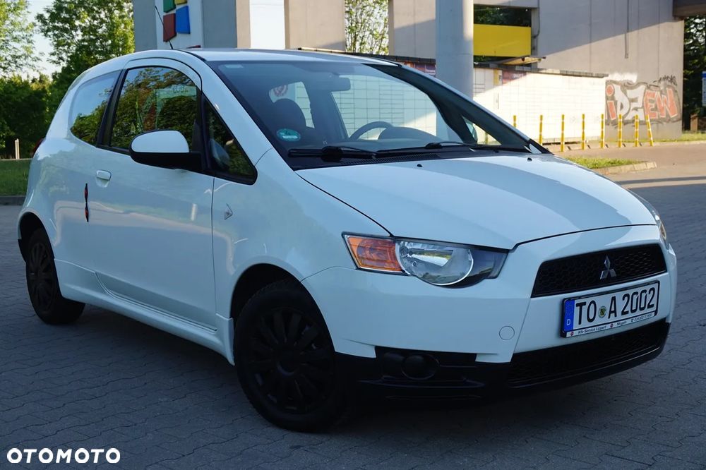 Mitsubishi Colt - 19