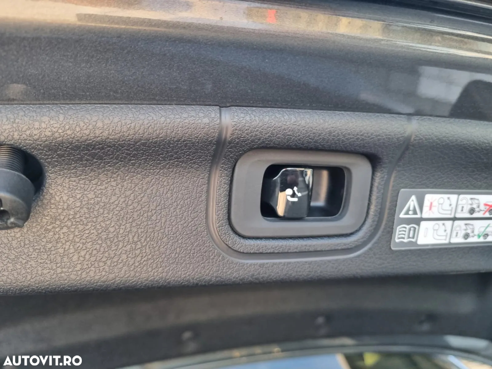 Mercedes-Benz C 220 d 9G-TRONIC Avantgarde - 18