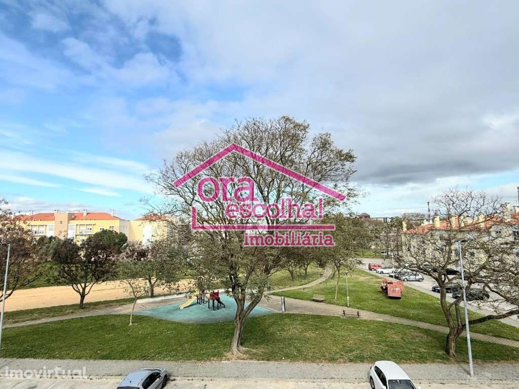 Apartamento T2 de 1997 com 80 m2 na Quinta da Cabrinha - Paio Pires! - Grande imagem: 3/14