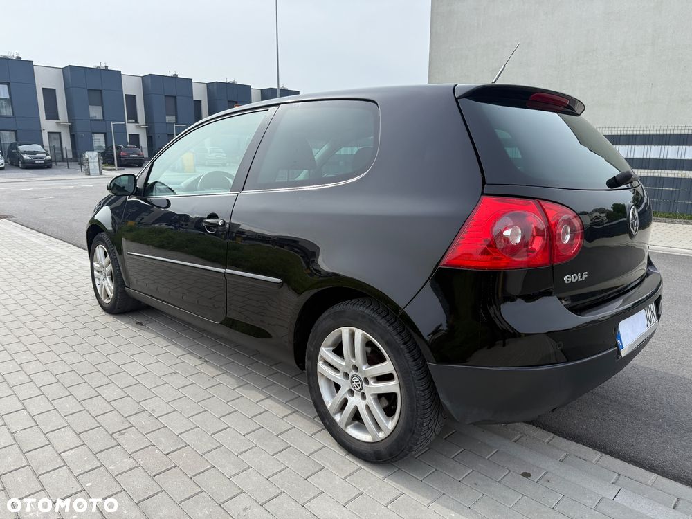 Volkswagen Golf 1.6 Goal - 2