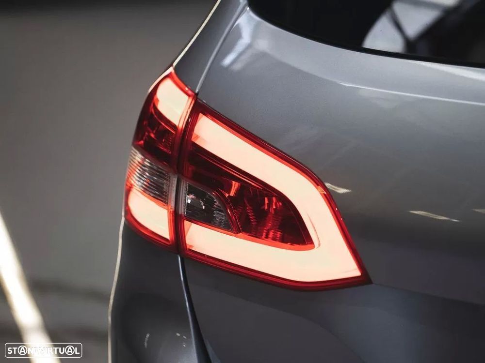 Peugeot 308 SW 1.5 BlueHDi GT Line EAT8 - 14