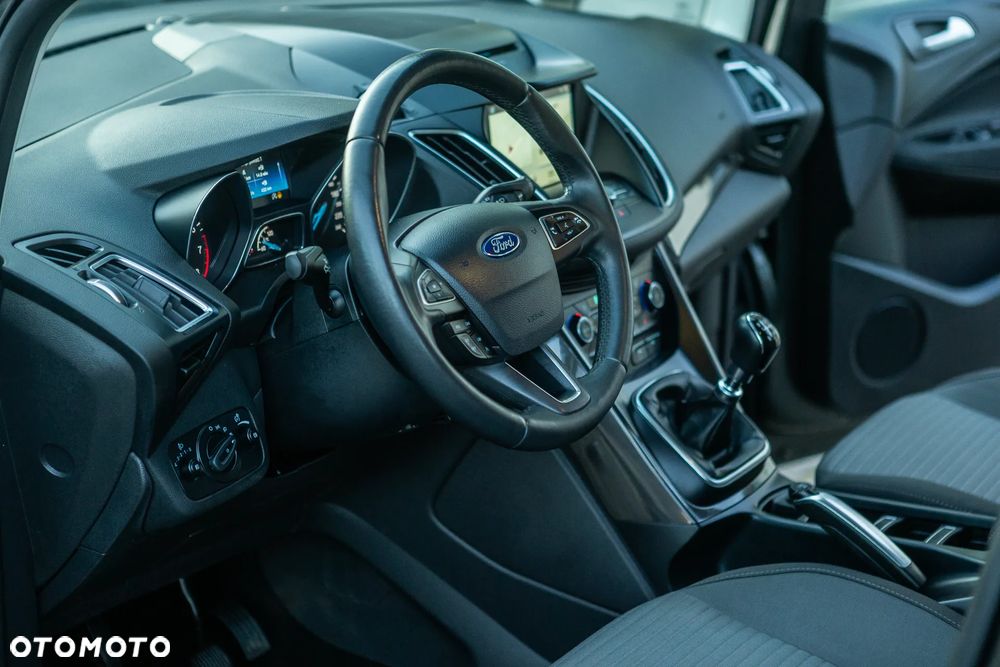 Ford C-MAX - 19