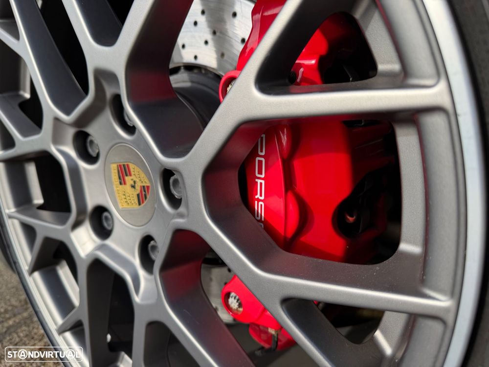 Porsche 911 (992) Carrera 4S PDK - 12